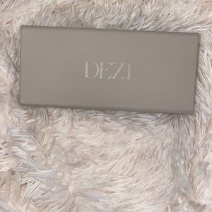 Dezi collection sunglasses